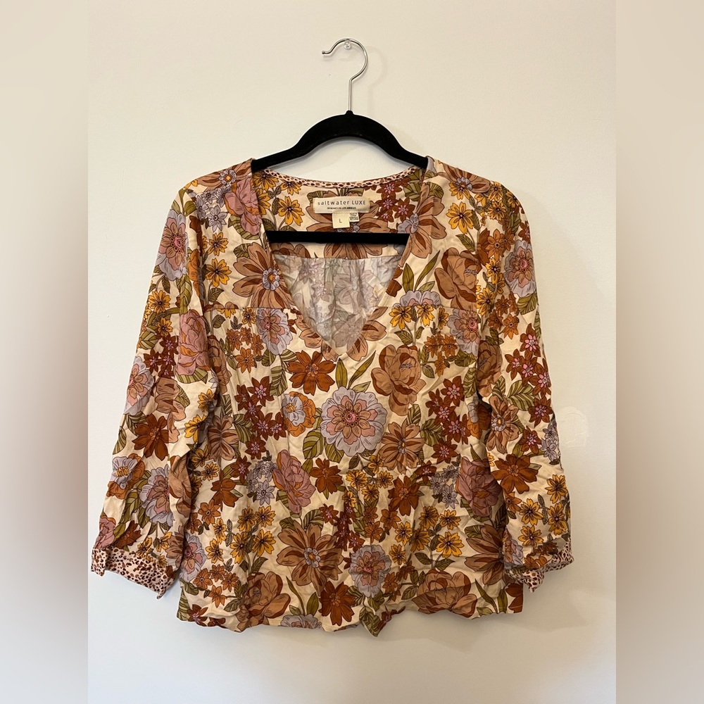 Flowy floral blouse